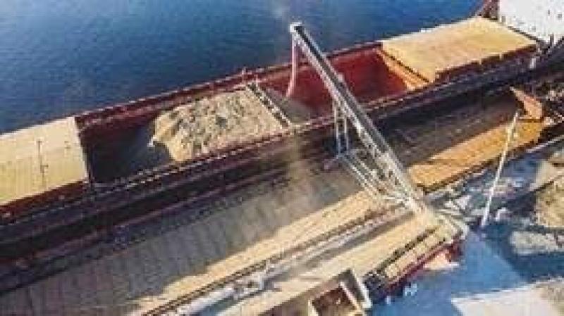 كييف: 12 سفينة محملة بالحبوب غادرت الموانئ الأوكرانية اليوم الاثنين