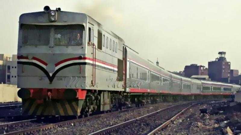 مصرع شاب دهسه قطار أثناء عبور مزلقان في مركز مطاي بالمنيا