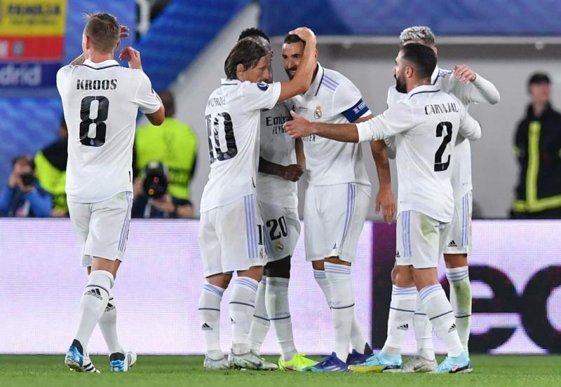 «يويفا» يختار طاقم تحكيمي نسائي لمباراة ريال مدريد القادمة في دوري أبطال أوروبا