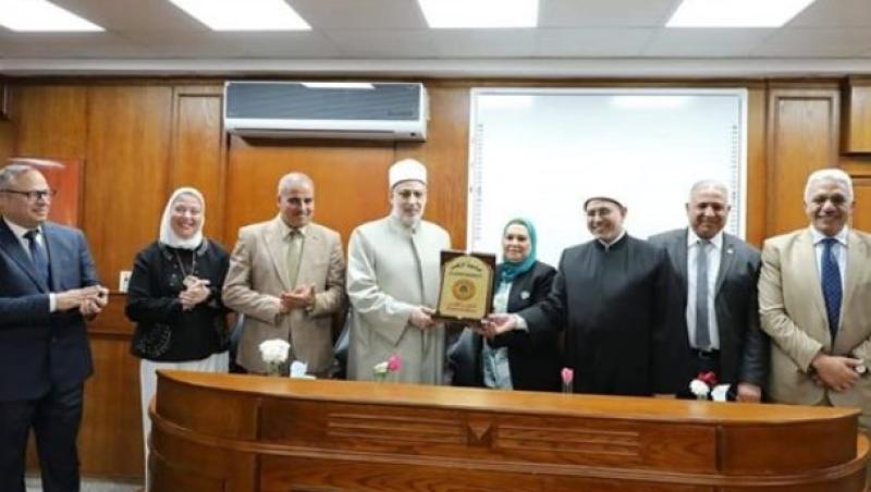 قيادات الأزهر تشيد بأعمال التطوير ورفع الكفاءة بمستشفى الزهراء الجامعي