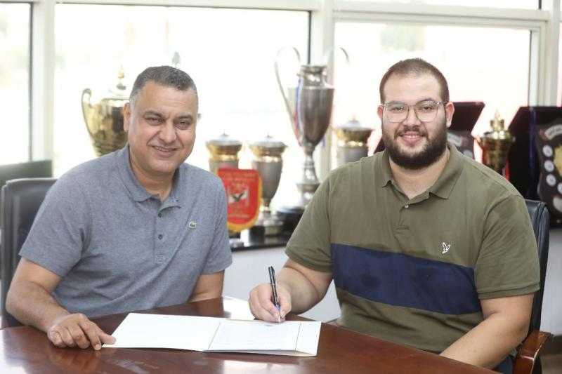 الأهلي يعلن تجديد عقد محمد مجدي حمزة 4 مواسم