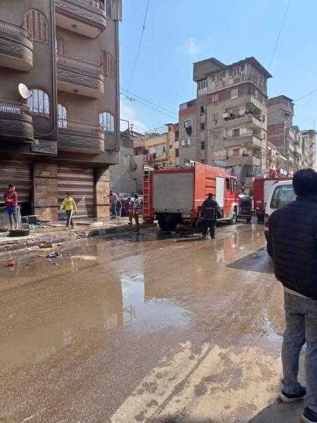 انتداب المعمل الجنائي لبيان سبب حريق مصنع حلاوة في بنها