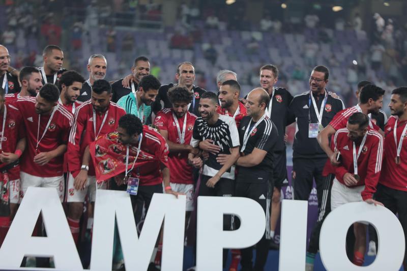 الاهلي والزمالك 