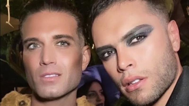 حفيد عمر الشريف يظهر بمكياج ويعترف: «أنا مصري ونصف يهودي وشاذ»