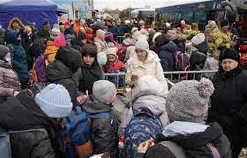 بولندا: ارتفاع عدد الوافدين من أوكرانيا إلى 7 ملايين و447 ألف لاجئ