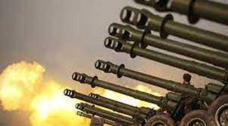 كوريا الجنوبية: بيونج يانج تطلق 100 قذيفة مدفعية على المنطقة العازلة