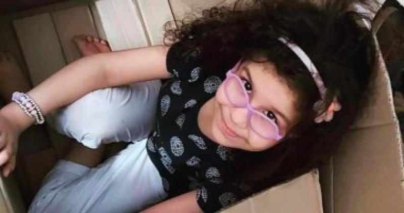 الطفلة المتوفاة 