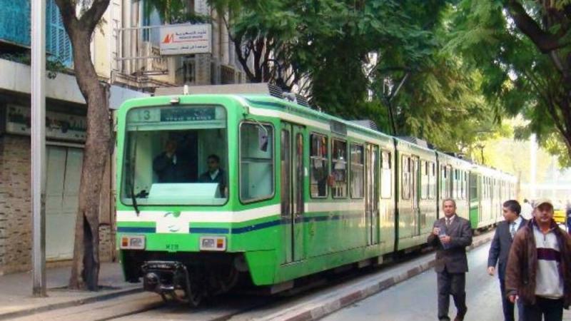 إضراب مفاجئ يصيب تونس بالشلل