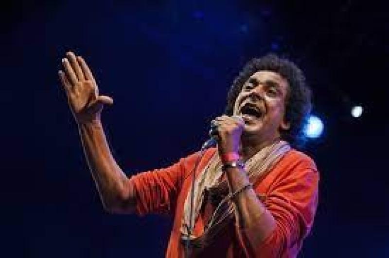 محمد منير يشعل مسرح الأوبرا بمهرجان الموسيقى العربية