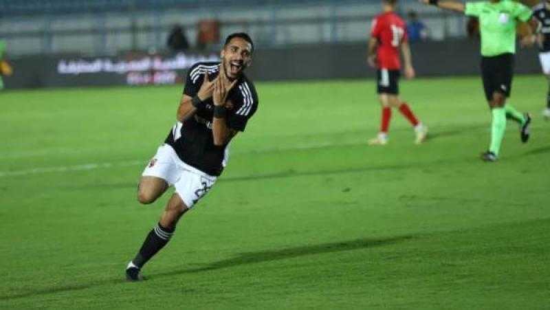 «نصفه الحلو» سيف زاهر يكشف سر احتفال كريم فؤاد بهدف الأهلى فى الداخلية