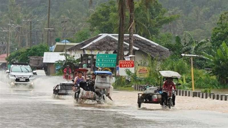 العاصفة ”باينج” 