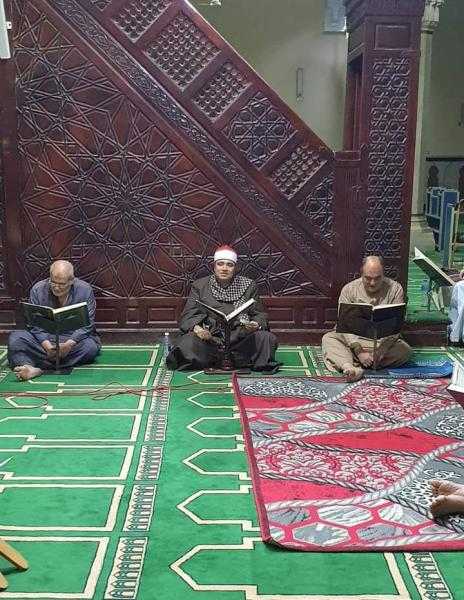 الأوقاف: إحياء مجالس الإقراء على كبار القراء بالمساجد