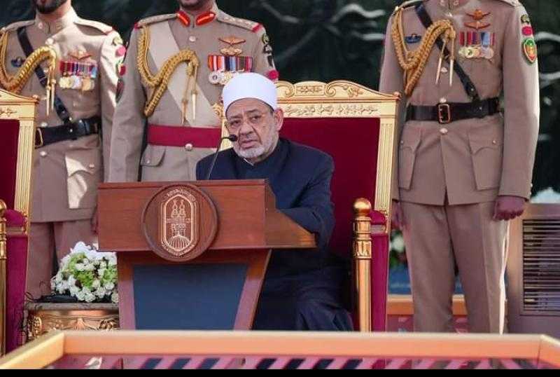 الطيب يشكر ملك البحرين على دعوته لزيارة البلاد والمشاركة في ملتقى الشرق والغرب
