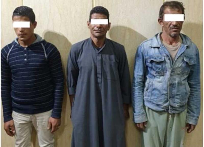 متهمين 