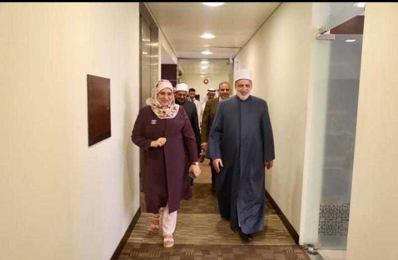 وفد أزهري رفيع المستوى برئاسة وكيل الأزهر يزور جامعة البحرين