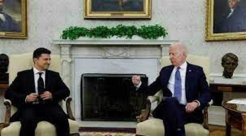 واشنطن بوست: أمريكا تحث أوكرانيا سرا على إبداء انفتاح إزاء التفاوض مع روسيا