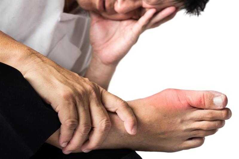 طبيب يحذر مرضى الروماتويد من هذا الأمر.. فيديو