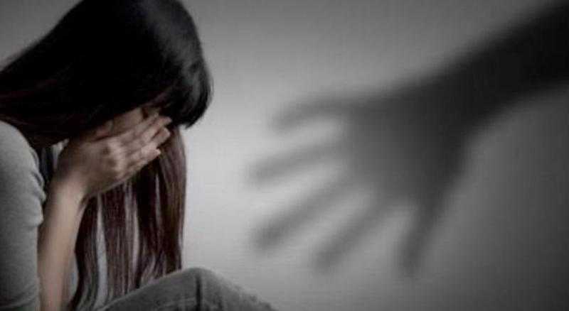 إخلاء سبيل مسن متهم بهتك عرض فتاة داخل موقف الألف مسكن