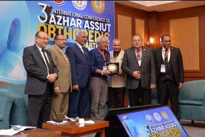 انتهاء المؤتمر الدولي الثالث لقسم جراحة العظام بطب الأزهر بأسيوط