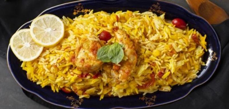اللأرز بالدجاج والكزبرة
