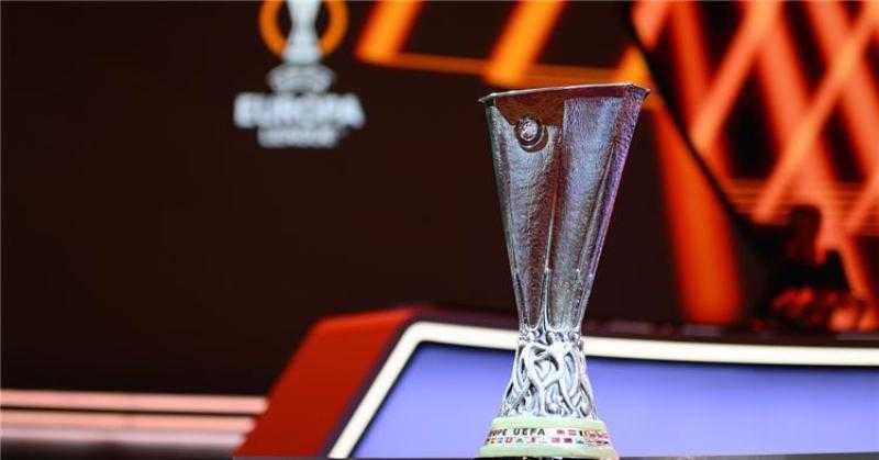 نتائج قرعة ملحق دور الـ16 من الدوري الأوروبي.. برشلونة يصطدم مانشستر يونايتد
