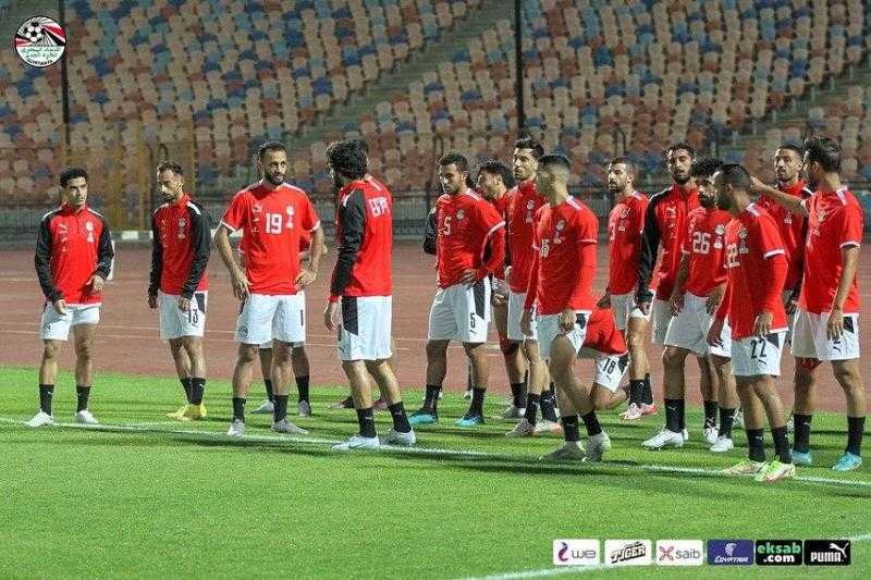 نبيل الطرابلسي: منتخب مصر يتحسن إذا كان الدوري قوي