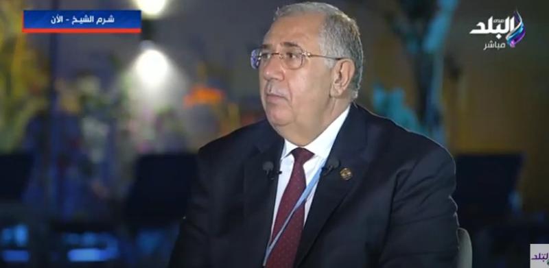 السيد القصير يكشف أسباب انخفاض المساحات المنزرعة بالقطن .. «فيديو»