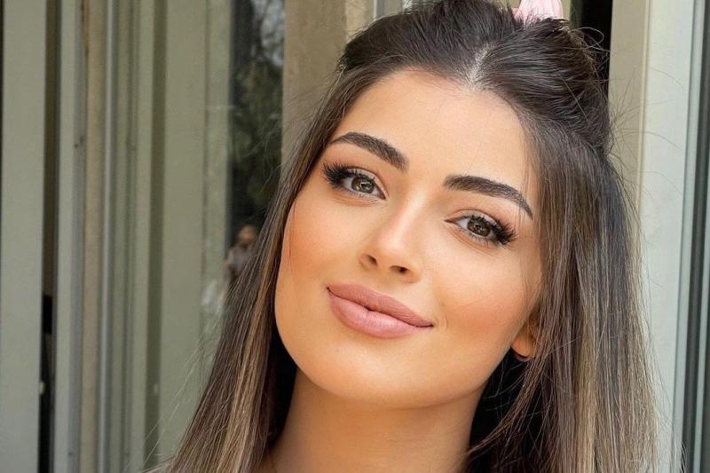 ليلي أحمد زاهر