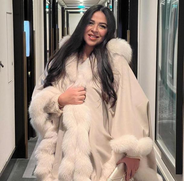 بإطلالة شتوية.. إيمي سمير غانم تثير إعجاب السوشيال ميديا