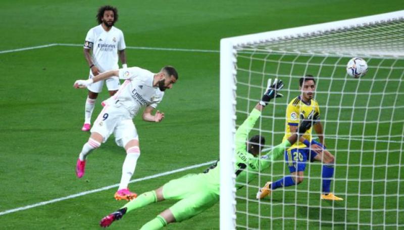 ريال مدريد وقادش- أرشيفية