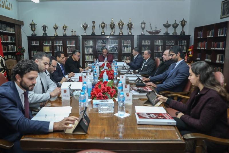 مجلس إدارة الأهلي يعقد اجتماعًا حاسمًا اليوم.. تفاصيل