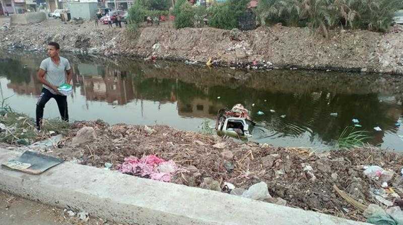 سقوط سيارة في ترعة الإسماعيلية دون خسائر في الأرواح