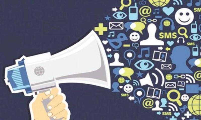 «الإسلام حرمها».. «الإفتاء» تكشف مدى خطورة نشر الشائعات وترويجها