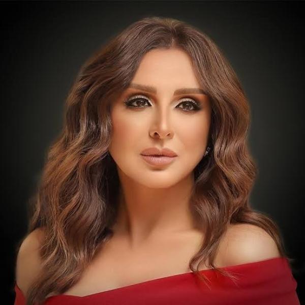 الفنانة أنغام