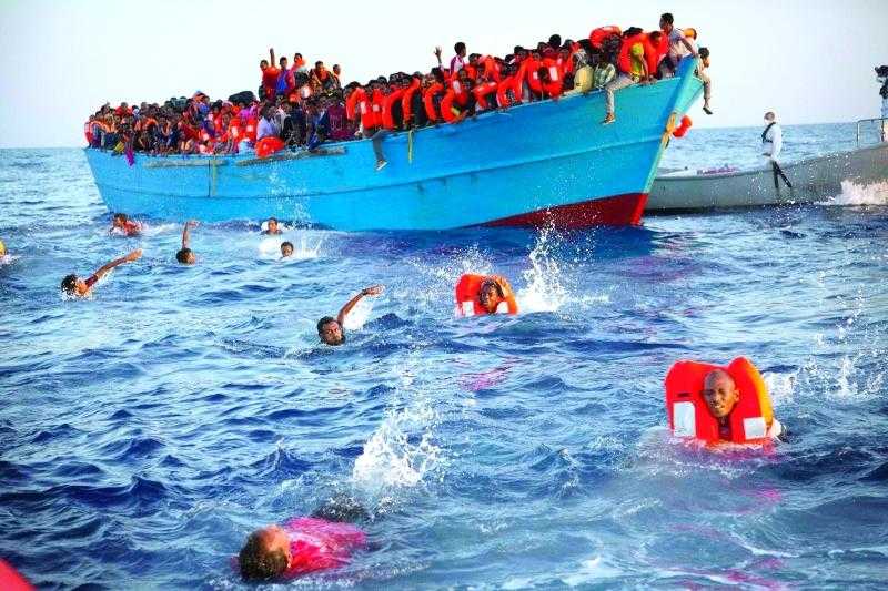 90 شخصًا يعبرون القنال الإنجليزية في يوم عيد الميلاد