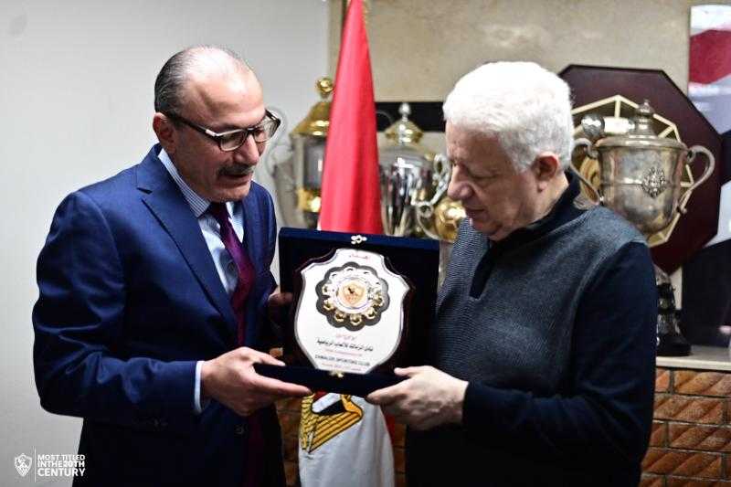بيشجع الزمالك.. مرتضى منصور يستقبل السفير التركي بالقاهرة