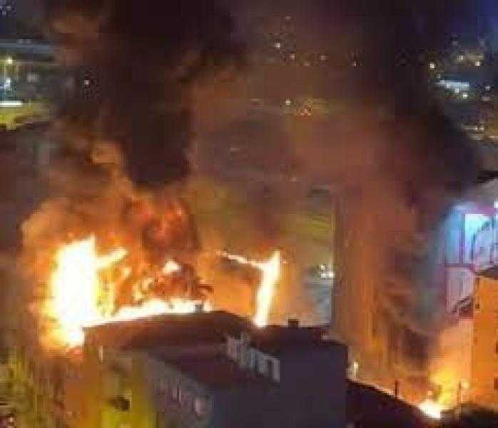 بالفيديو.. انفجار هائل في منطقة حي الفاتح بمدينة إسطنبول