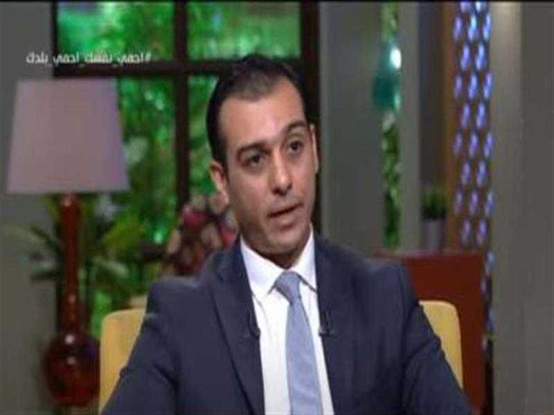 «اذهبوا للمستشفى فورا».. طبيب يحذر من فيروس خطير يظهر في فصل الخريف.. «فيديو»