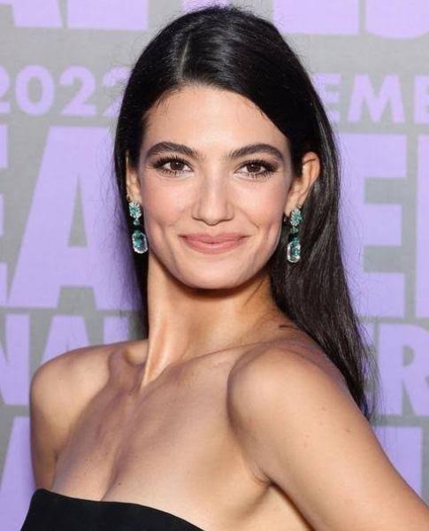 تارا عماد تخطف قلوب متابعيها من مهرجان القاهرة السينمائي