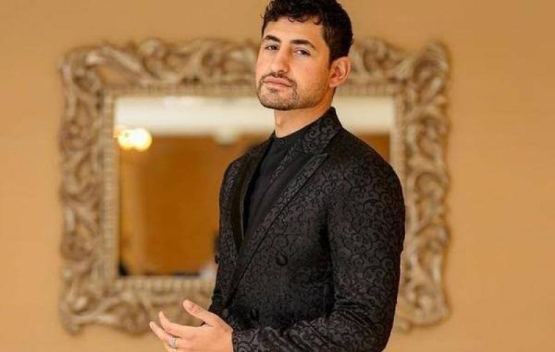 أمير المصري يشارك جمهوره بصورة جديدة في مهرجان القاهرة السينمائي