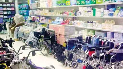 ضبط 2 مليون قطعة مستلزمات طبية منتهية الصلاحية داخل شركة غير مرخصة بالإسكندرية