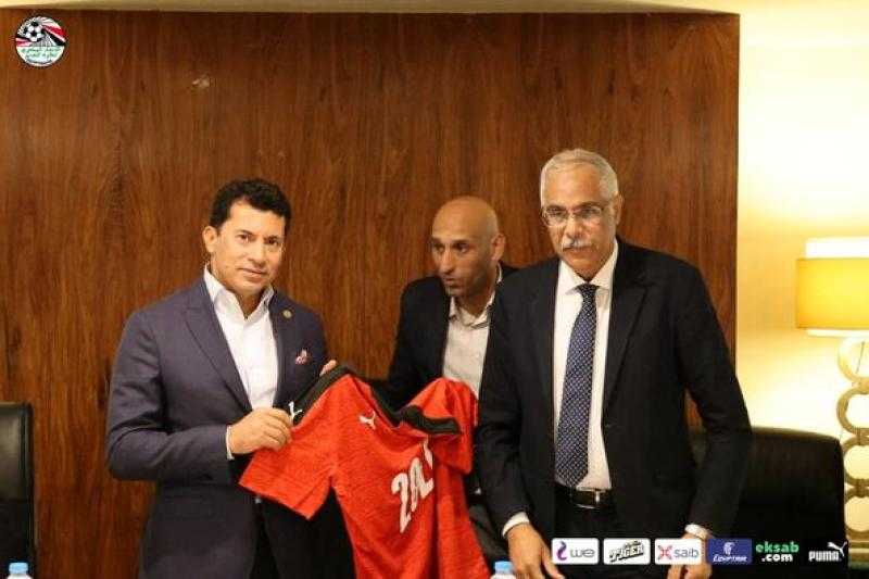 إبراهيم حسن: «اتحاد الكورة بيختار مدربين منتخب مصر بنية مش صافية»
