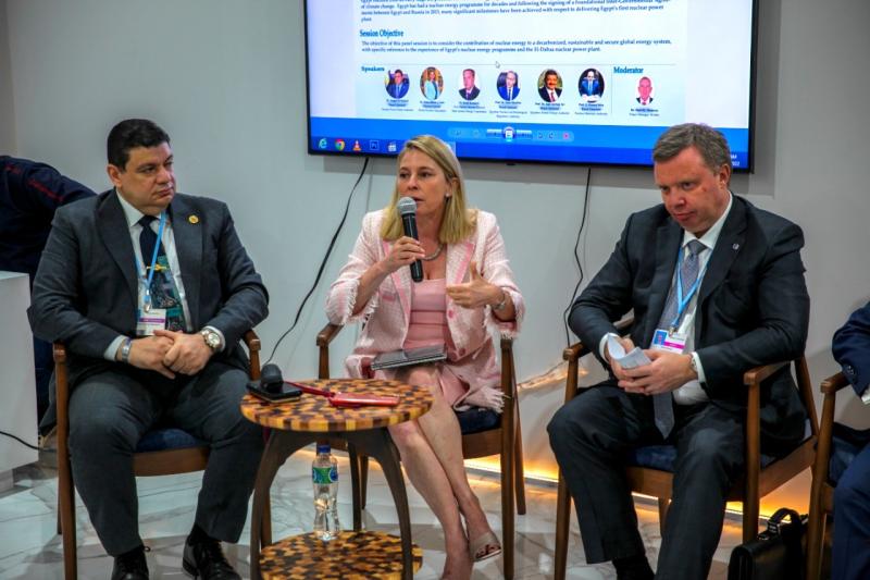 رئيس «المحطات النووية» يناقش التأثير الاقتصادي لمشروع محطة الضبعة بـCOP27