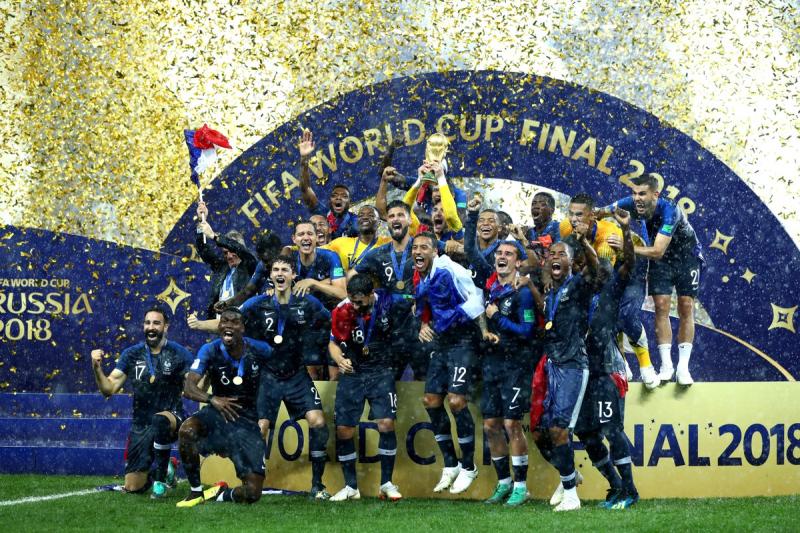 تتويج فرنسا بكأس العالم