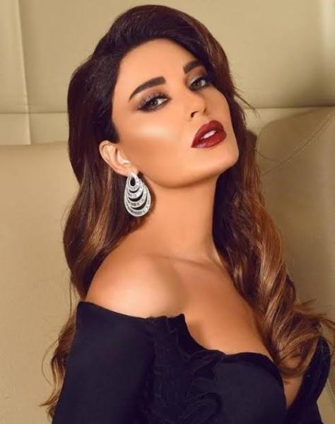 سيرين عبدالنور بإطلالة أنيقة في أحدث ظهور لها