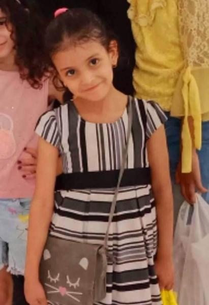 الطفلة نور
