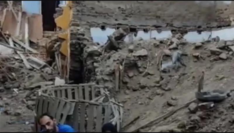 انهيار منزلين بالطوب اللبن بمدينة بنها وإصابة أحد السكان