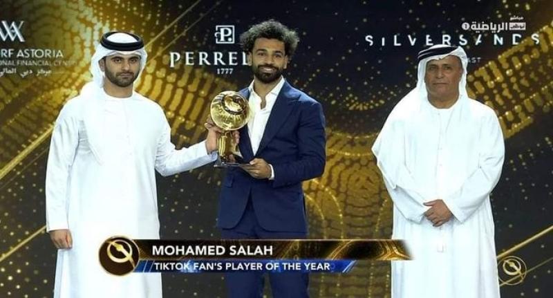 أول رد من محمد صلاح بعد الفوز بجائزة أفضل لاعب بتصويت الجمهور