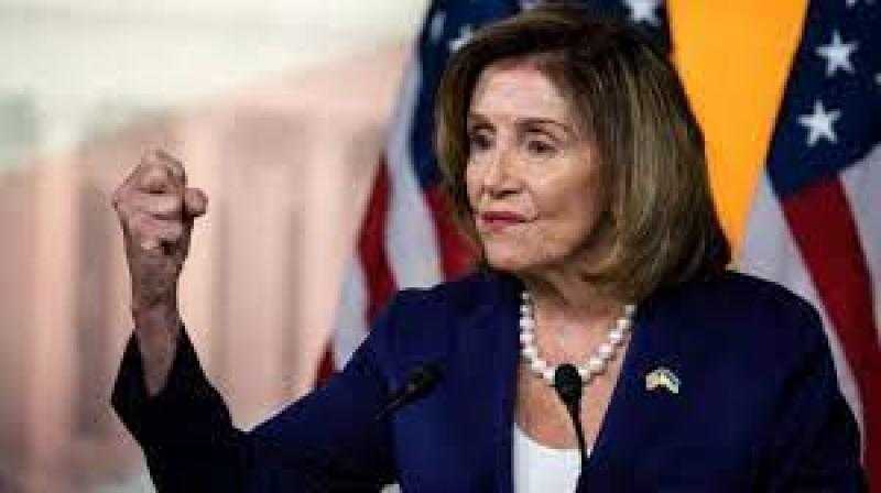 «بيلوسي» تتخلى عن تزعم الديموقراطيين في الكونجرس الأمريكى