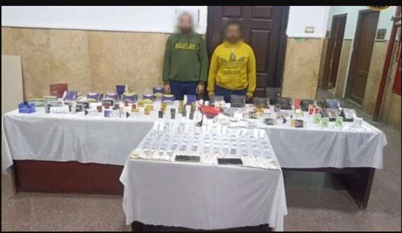المتهمين 